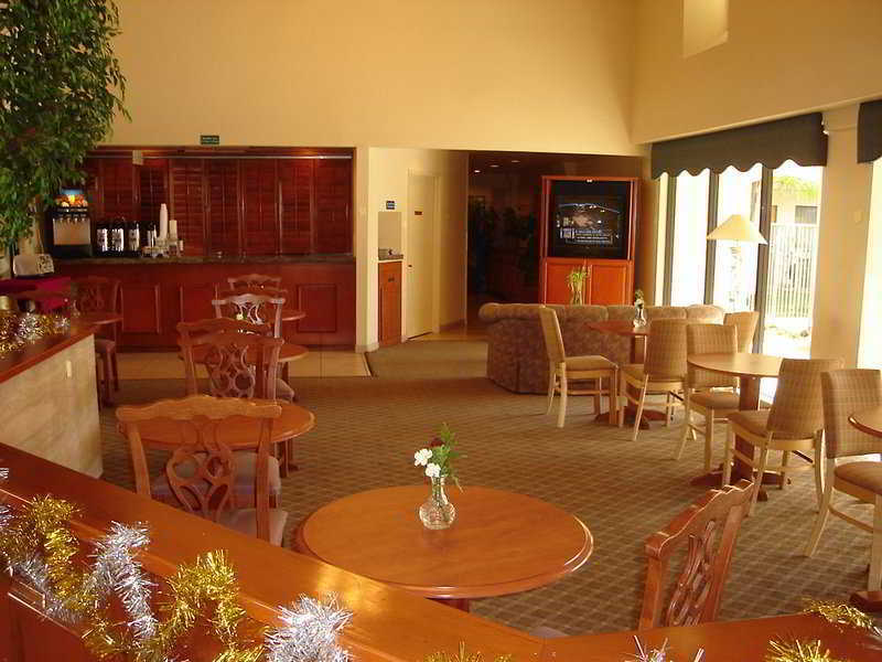 فندق كارلسباد، كاليفورنيافي  فندق وأجنحة هوليداي إن إكسبريس كارلزباد بيتش المظهر الخارجي الصورة